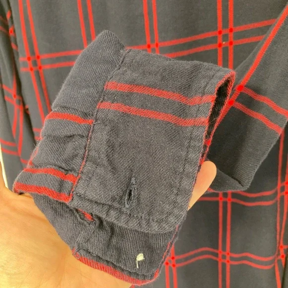 Gap flannel button down - Picture 6 of 6